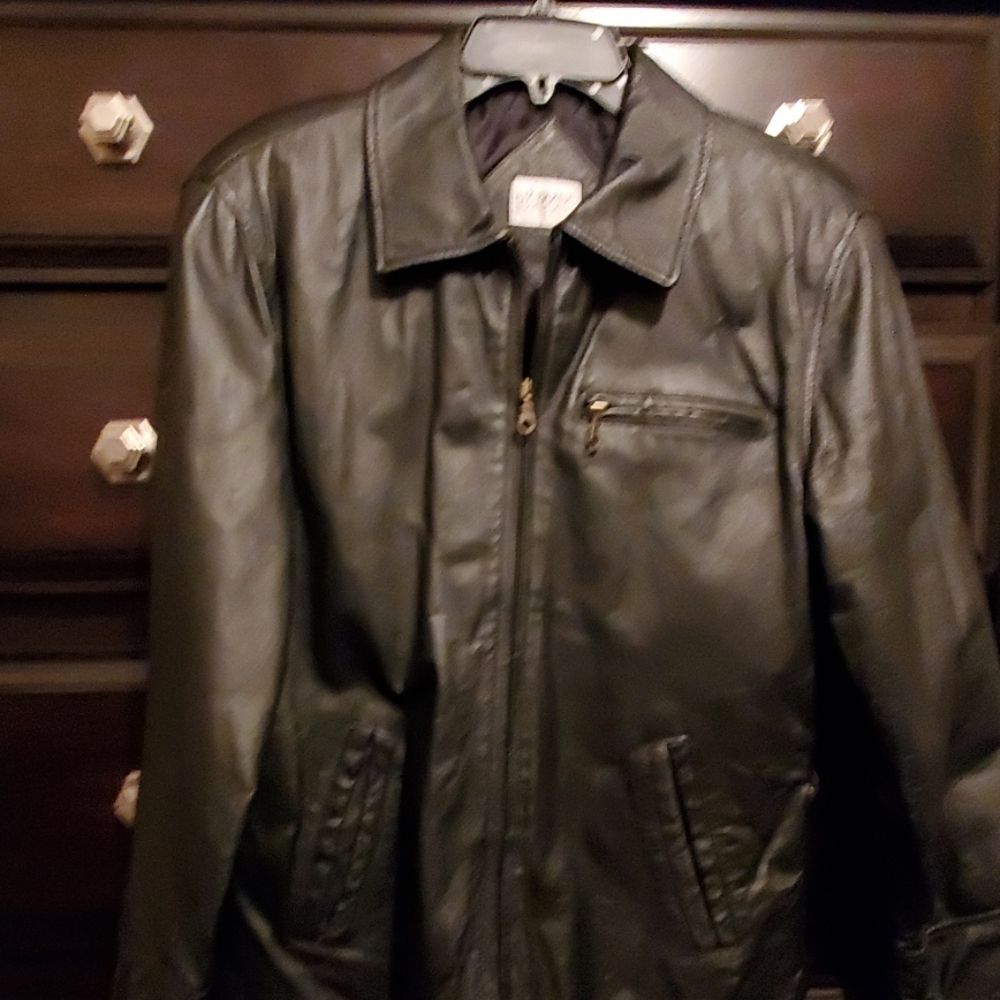 Ladies Jacket - Picture 2 of 4